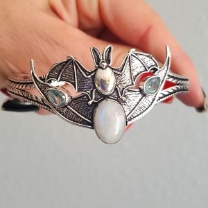 New Rainbow Moonstone and Blue Topaz Adjustable 925 Silver Bat Cuff Bracelet.